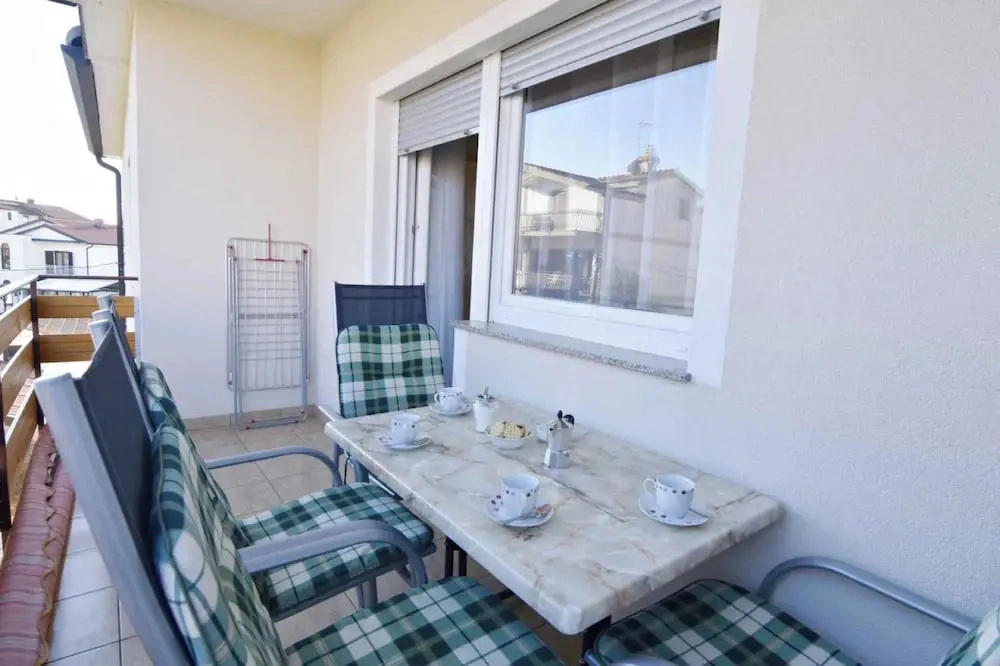 Bright Apartment in Umag