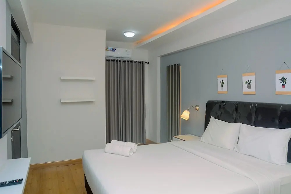 Minimalist with City View 2BR Apartment at Casablanca East Residences