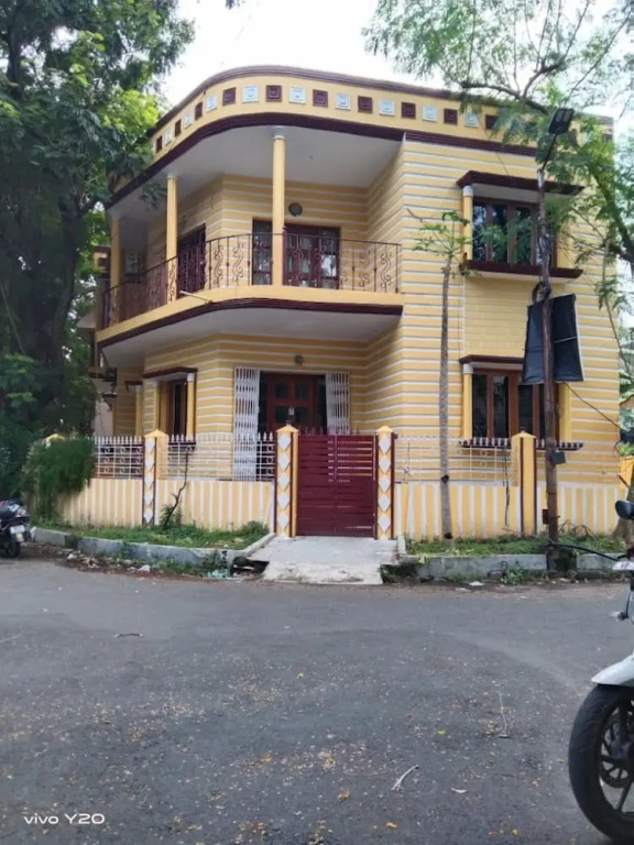 Goroomgo Salt Lake Palace Kolkata