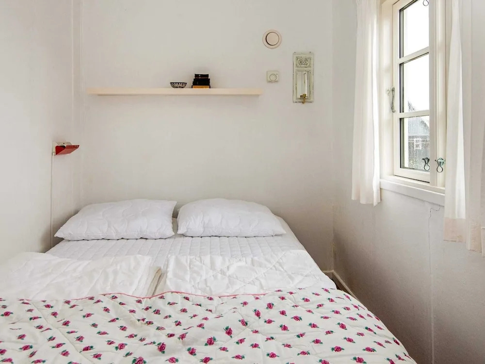 Serene Holiday Home in FanÃ¸ near Sea