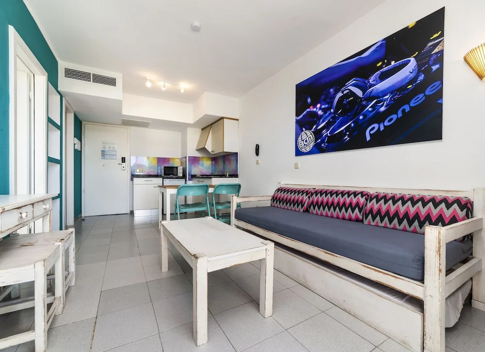 tent Calvia Beach