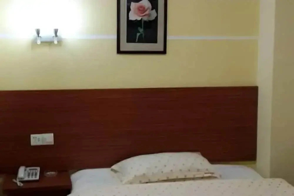 Jinjiang Express Hotel