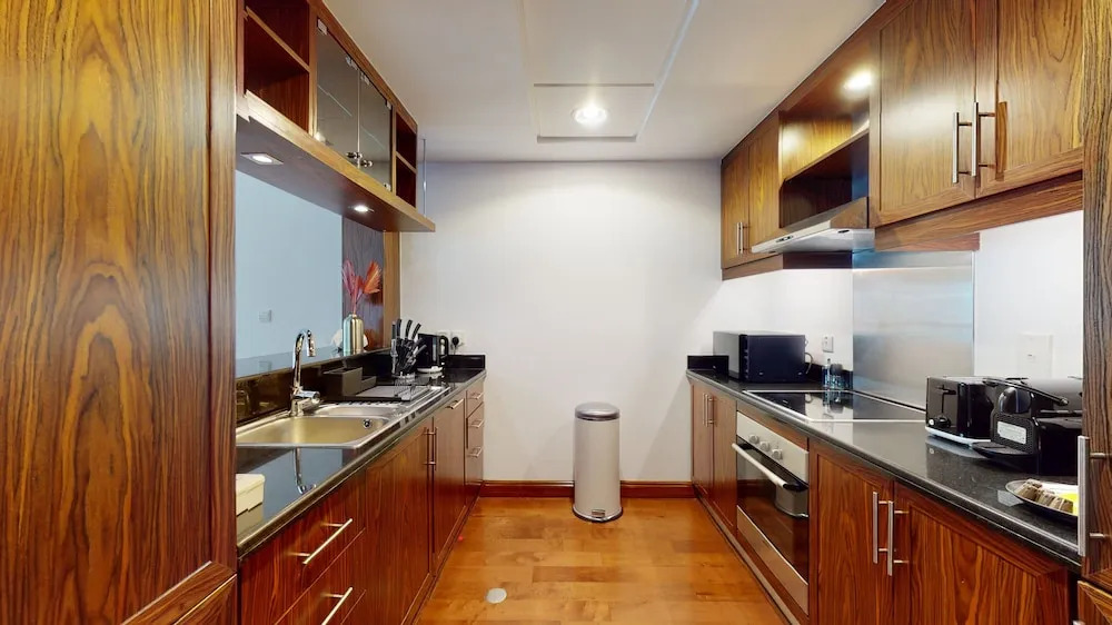 The Residences 601