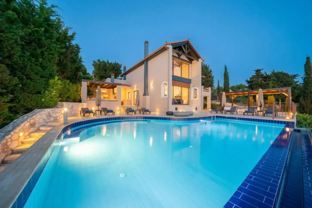 Luxury Villa Karmaniolos Fiskardo Kefalonia