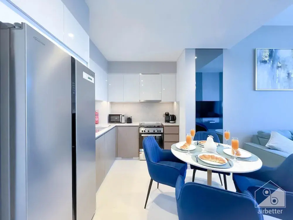 Luxury 2bed Balcony City View