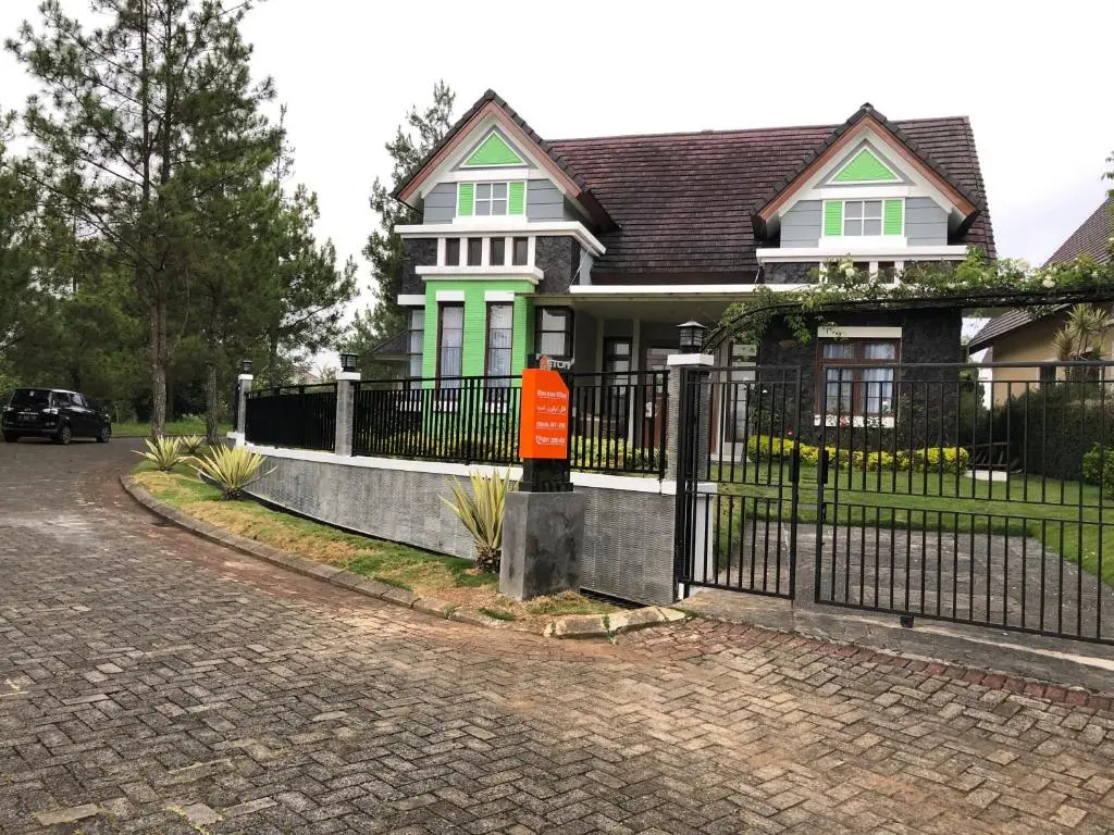 Eton Asia Villas-Kota Bunga