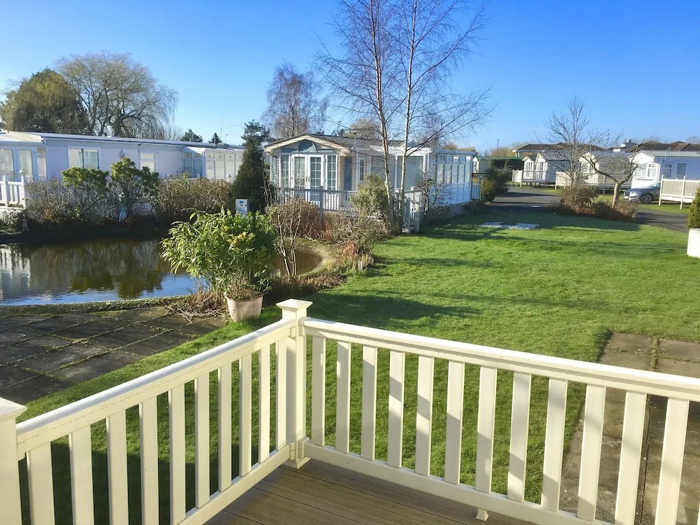 Beautiful 3 bed caravan SouthviewPark Skegness