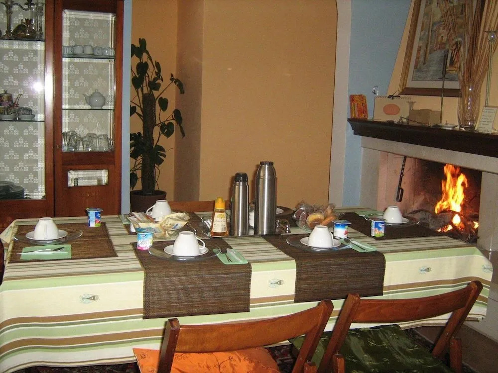 Fabiola B & B