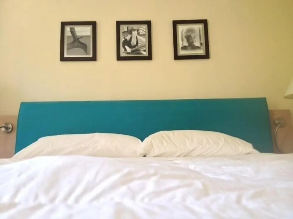 Holiday House Motel