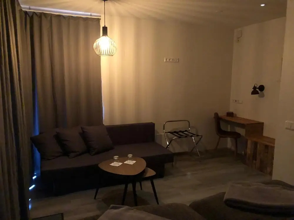 Hrafnavellir Guest House