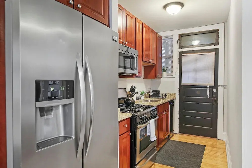 Homey 1BR - Eastwood 2S