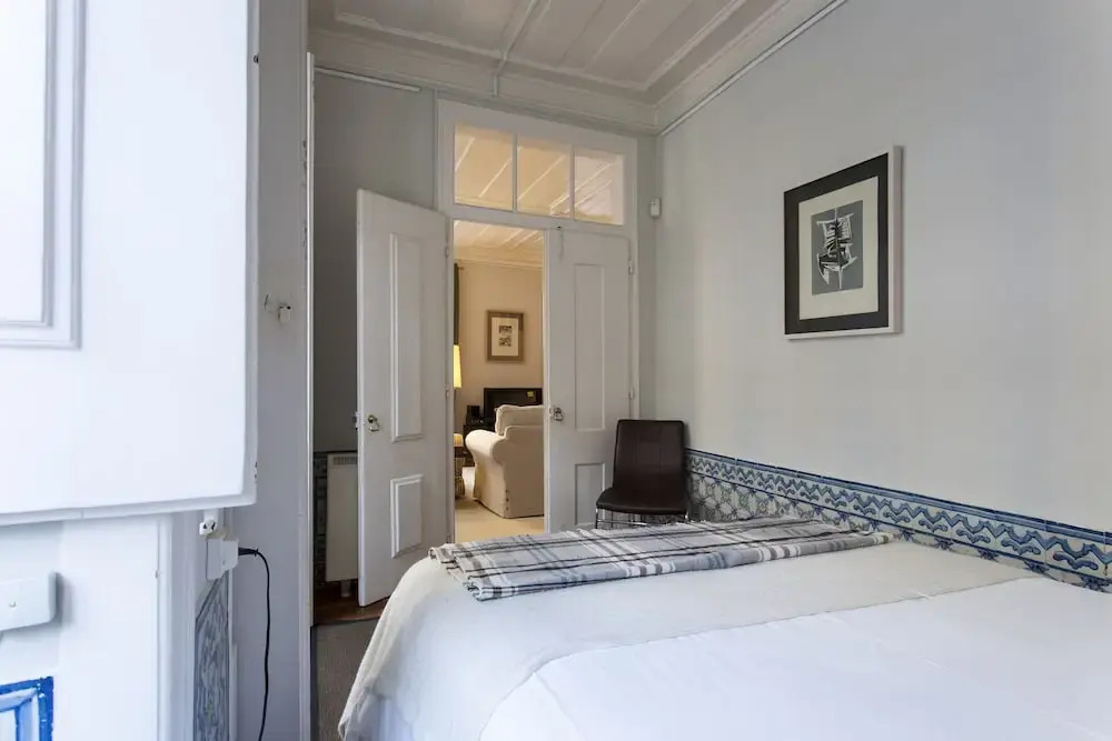 ALTIDO Exquisite 2BR home w/ balcony in Lapa