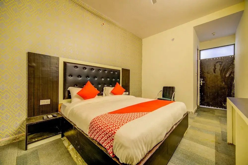 Diamond Expo by OYO Rooms