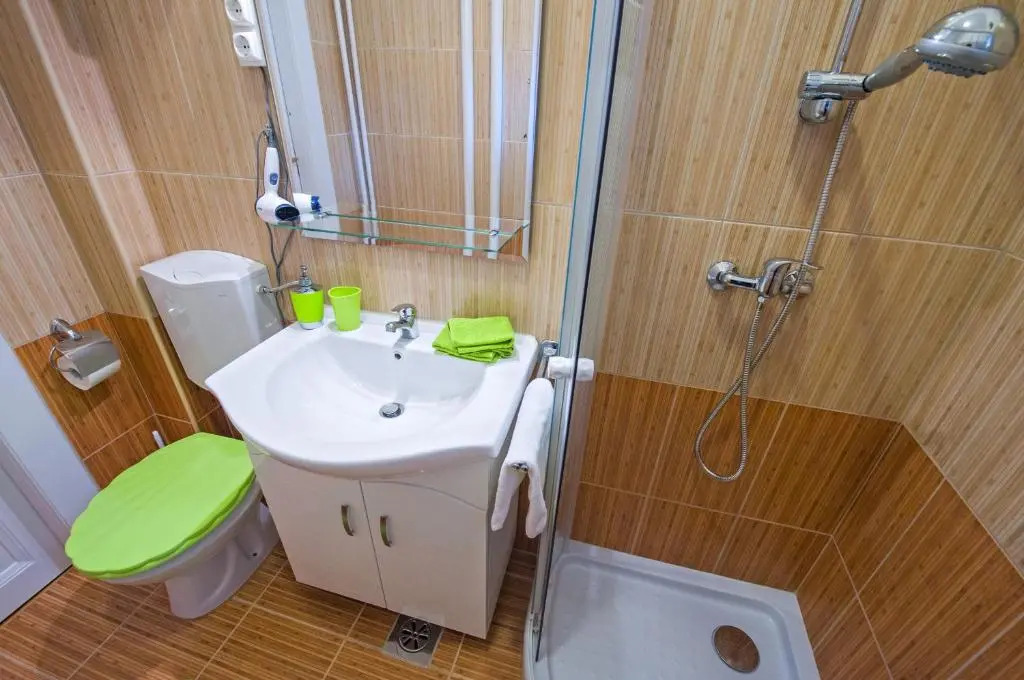 PARKING, AC, WIFI 2 room apartment in the center