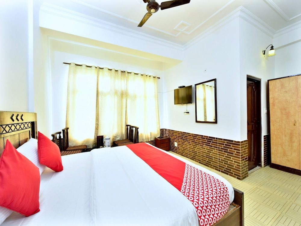 OYO 12443 Hotel Snowretreat