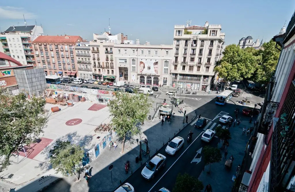 Plaza De La Cebada