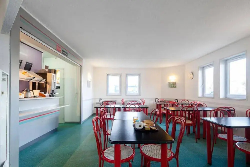ibis Budget Caen Memorial