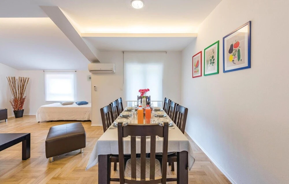 Stunning Home in Porec With Wifi and 3 Bedrooms