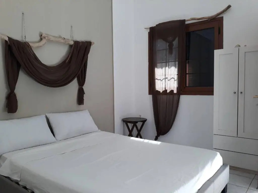 Casa Sofianna 2-bedroom home next to sandy beach