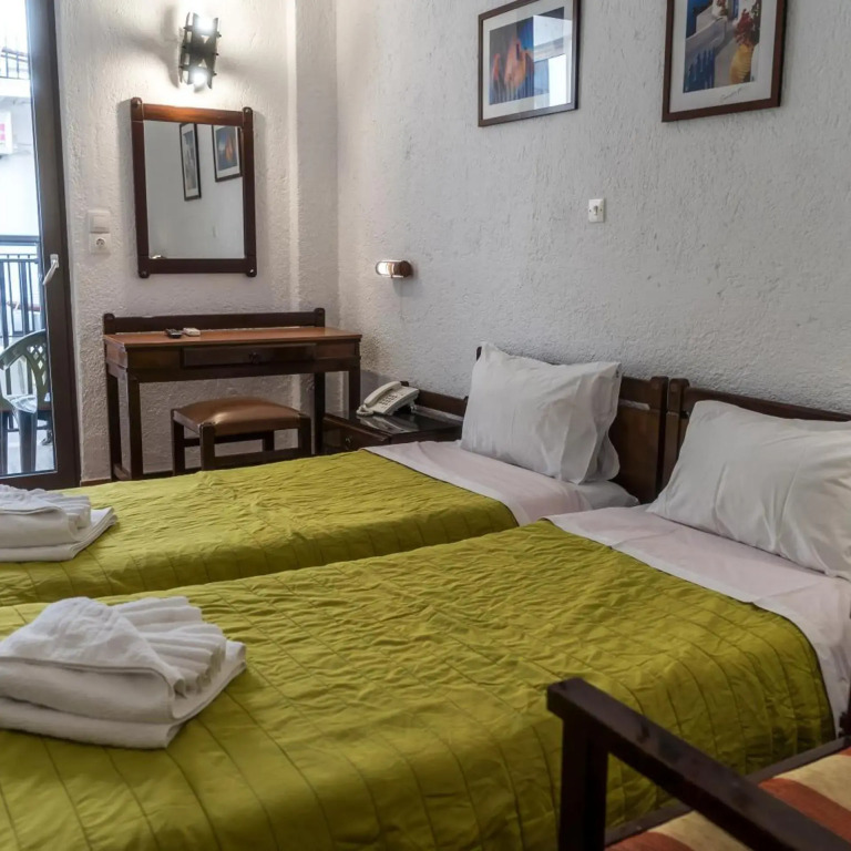Malia Holidays Hotel
