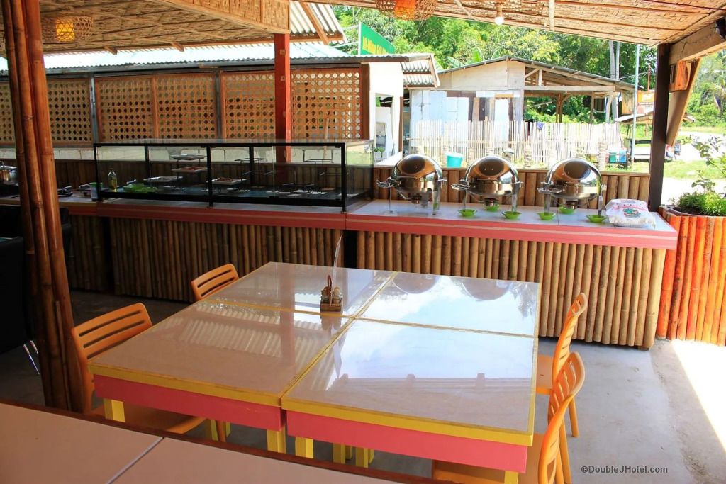 Double J Hotel and Restaurant