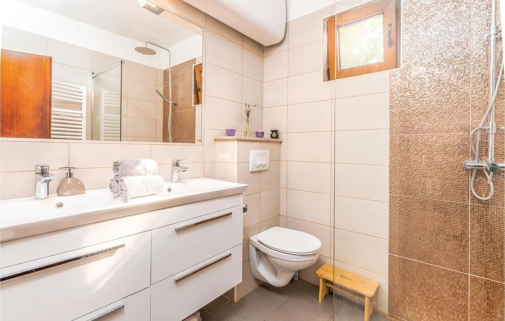 Awesome Home in Malinska With 2 Bedrooms, Wifi and Outdoor Swimming Pool