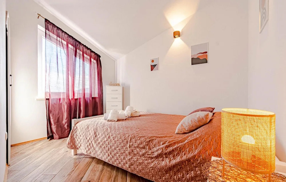 Stunning Apartment in Lumbarda With 2 Bedrooms and Wifi