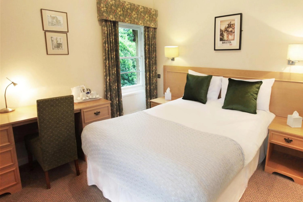 Victoria Square Hotel Clifton Village