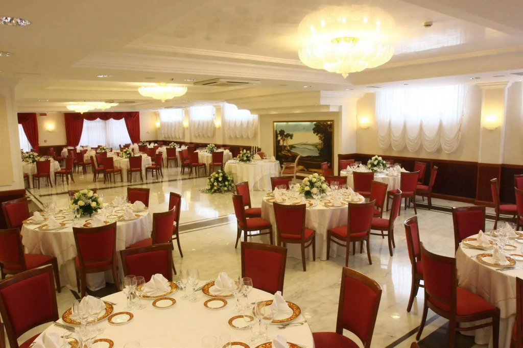 Hotel Rossemi