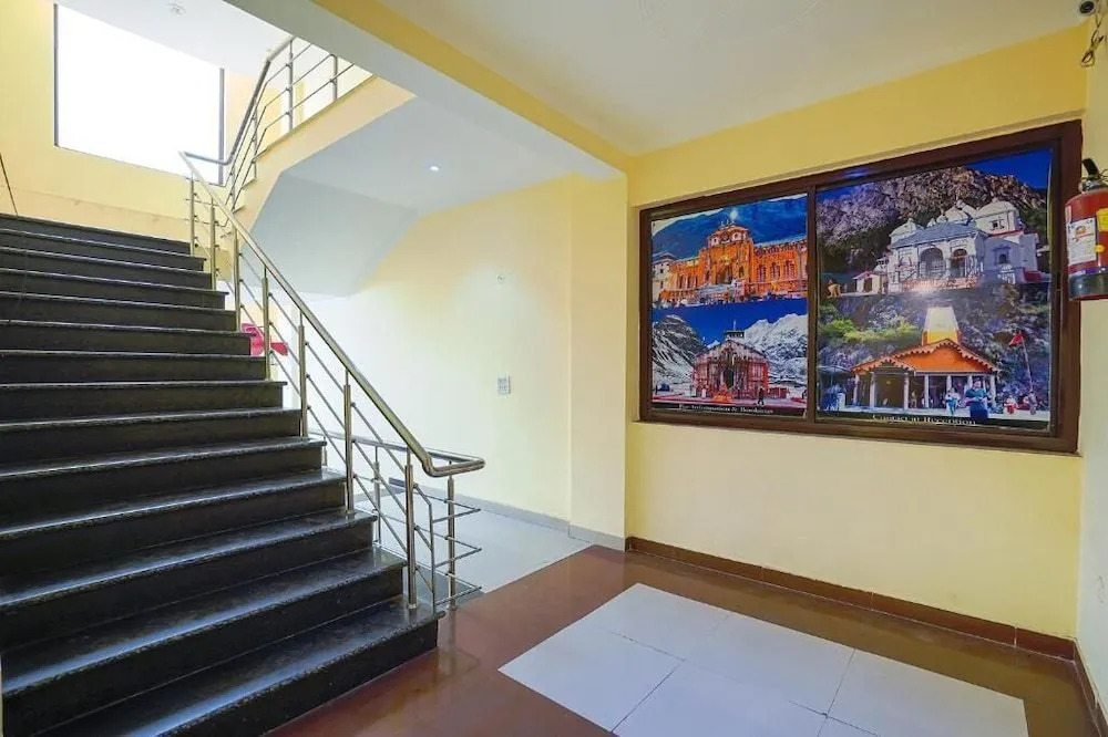 Hotel Paras Plaza