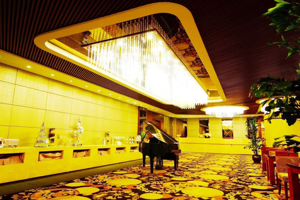 The Royal Fortune Hotel