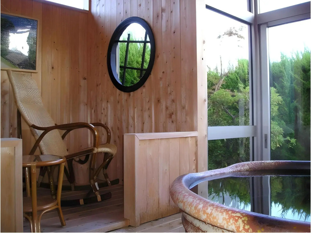 Log House Resort Hotel Chirorin Mura