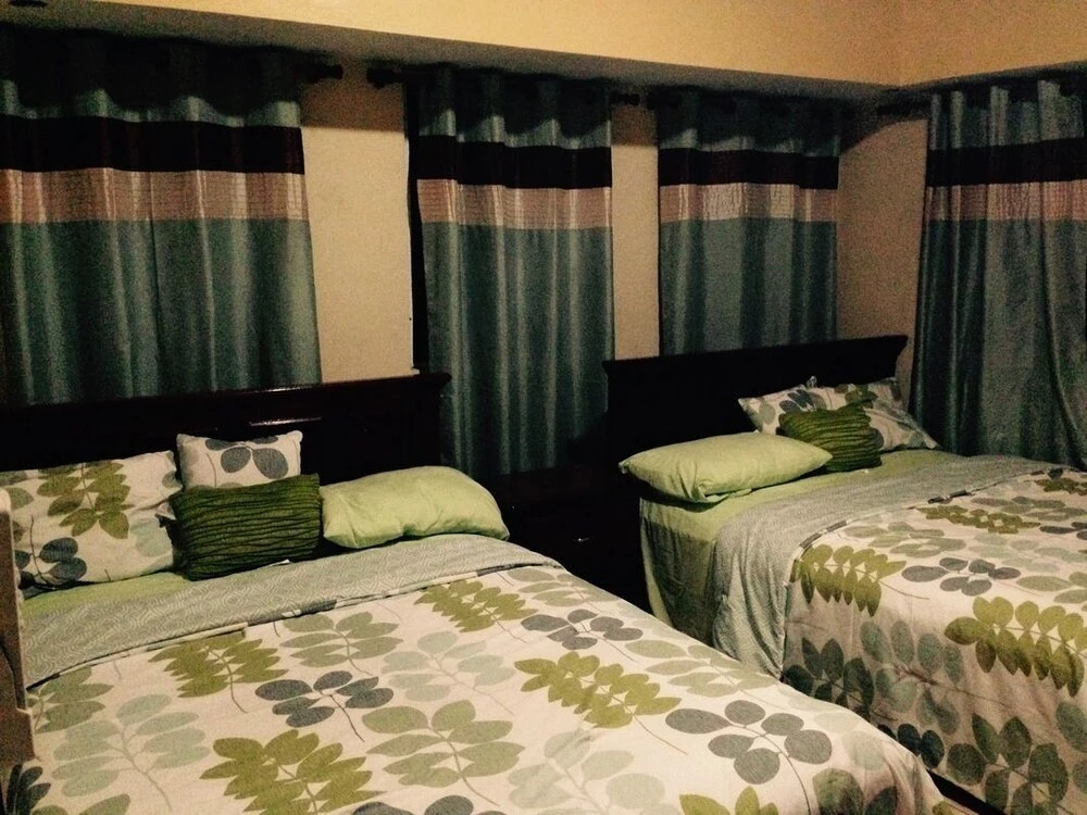 Auber Cayes Guest House