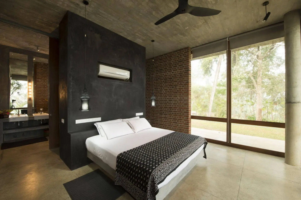 Walatta House 3BR Beachfront Villa, Private Pool, Chef