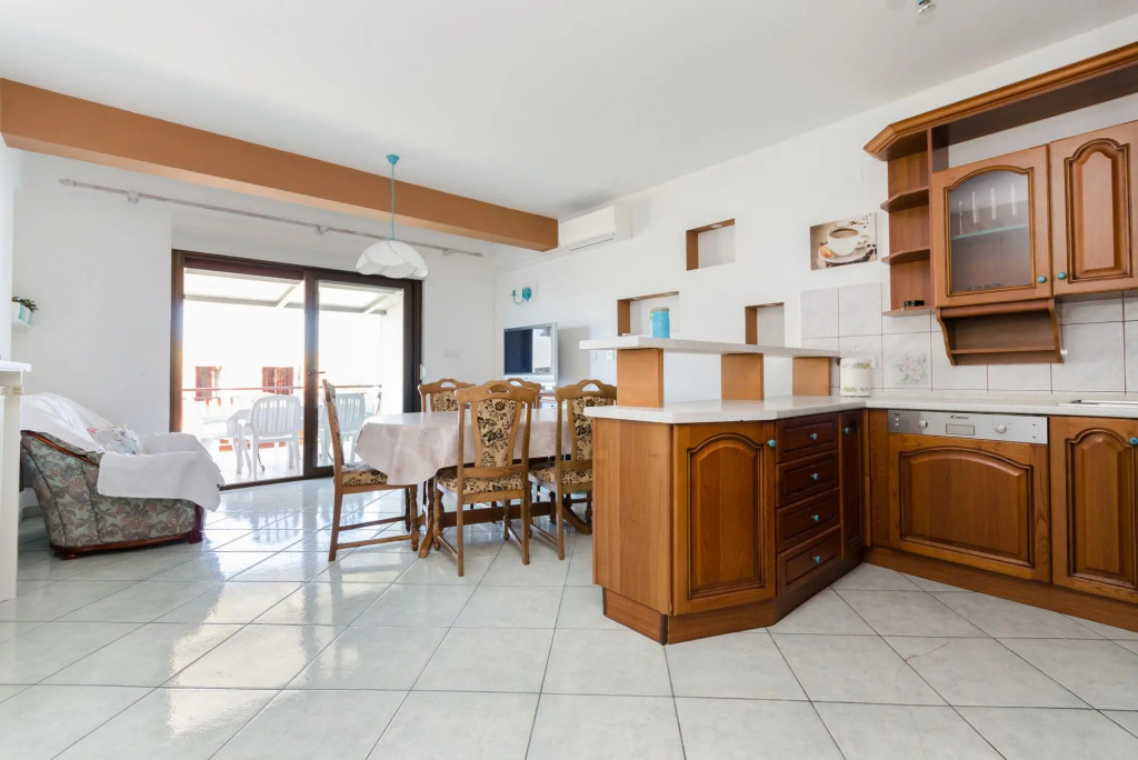 Apartments Slavica R
