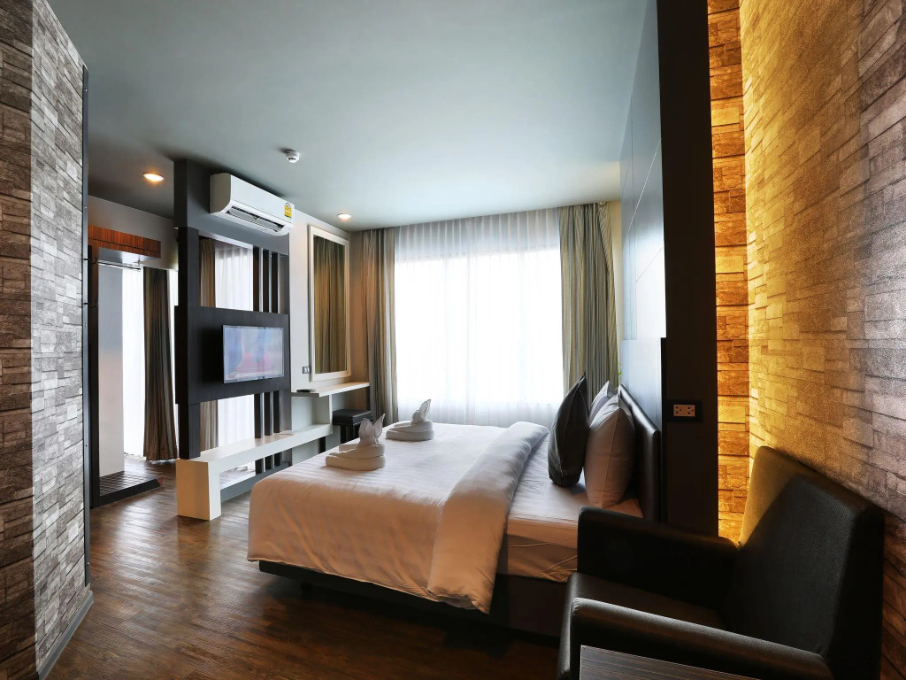 TR Rock Hill Hotel