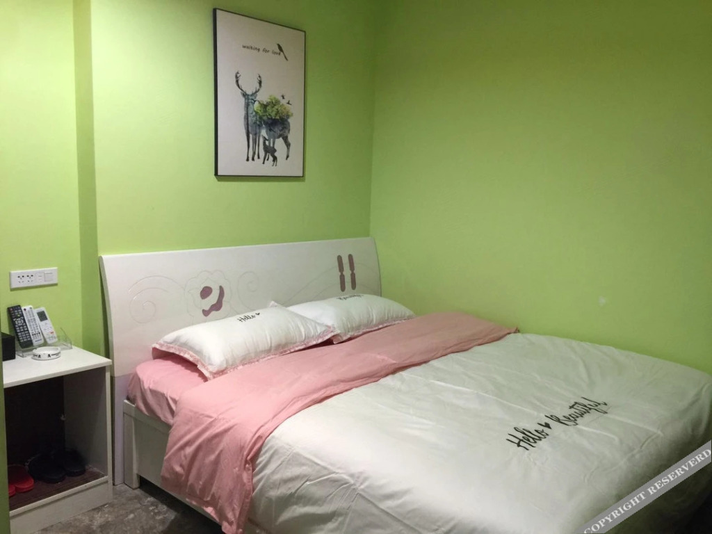 Hebi Weekend Inn