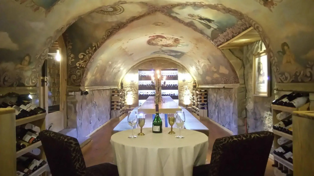 Hotel & Cava La Parroquia