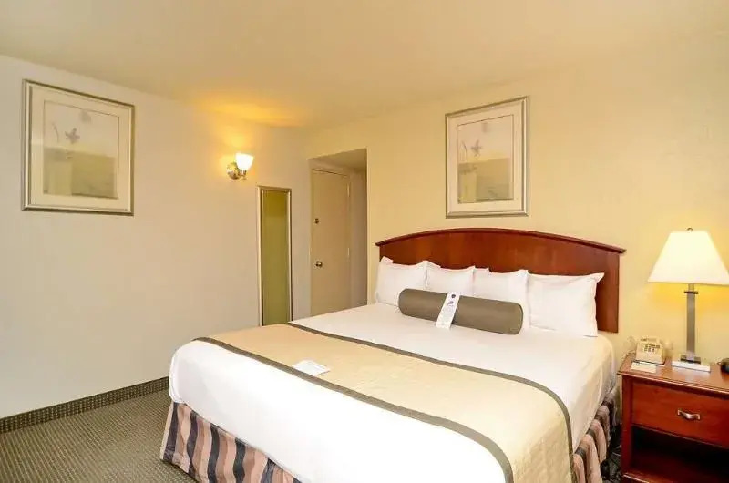 Best Western Plus Lawton Hotel & Convention Center