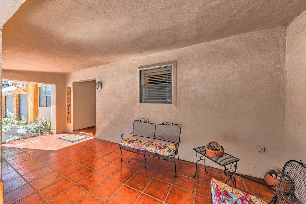 Spacious Ruidoso Home w/ Hot Tub & Fireplaces