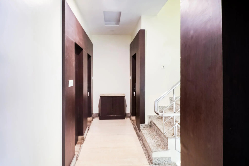 OYO 12770 Hotel Mirage Residency