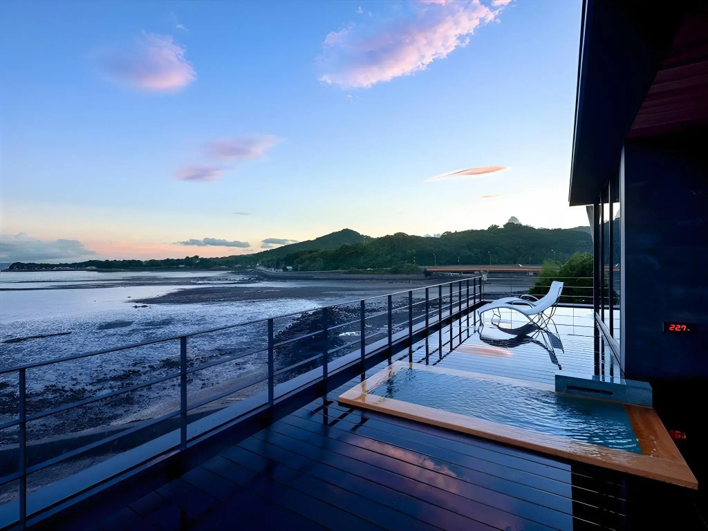Tara Dakeonsen Kanigoten