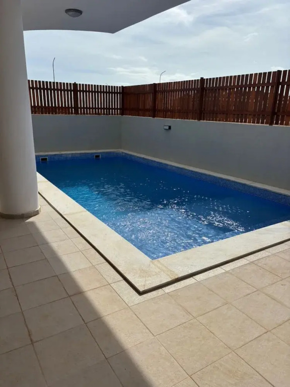 Joli Beach House - Charming Ground Floor T0 Suite