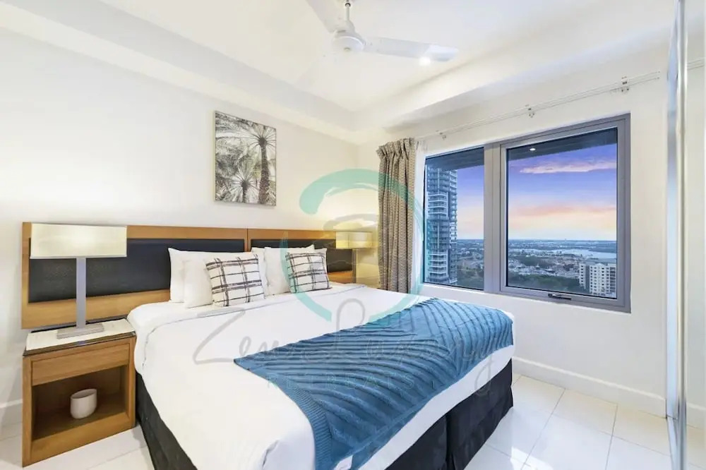 Sunny Shores Sea Front City Views Gym Pool
