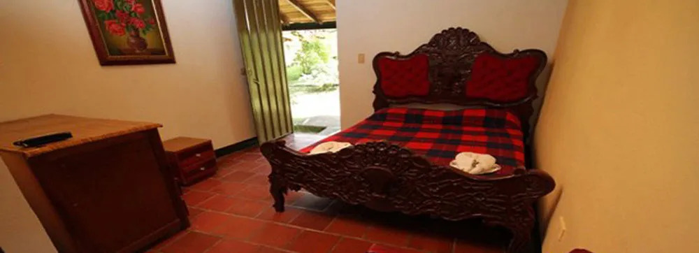 Hotel Dos Quebradas