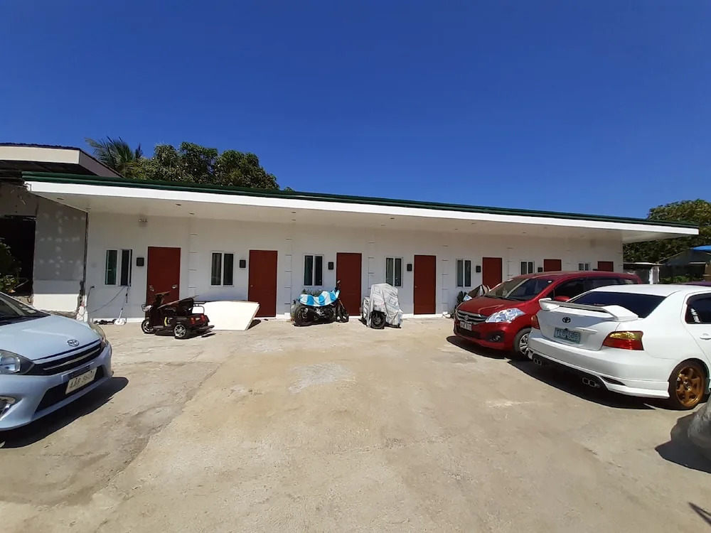 OYO 643 Green Dales Hostel