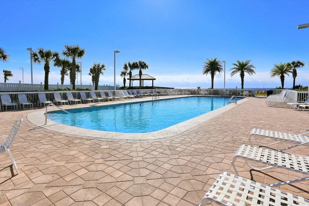 Coastal  In Orange Beach 2 Bedroom Condo