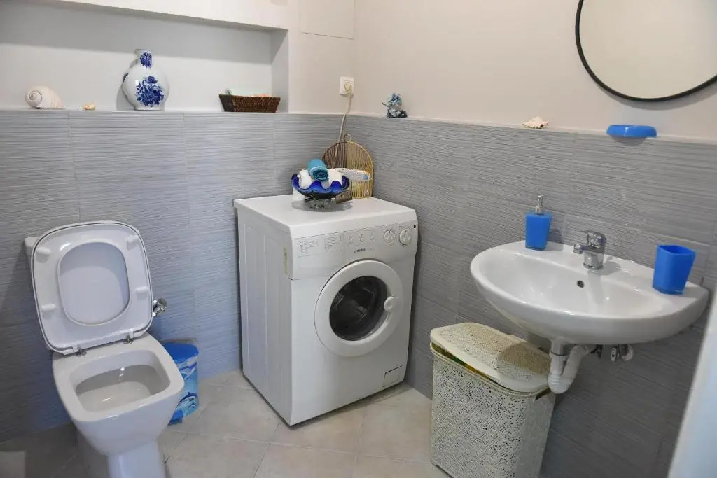 Fanis Apartment