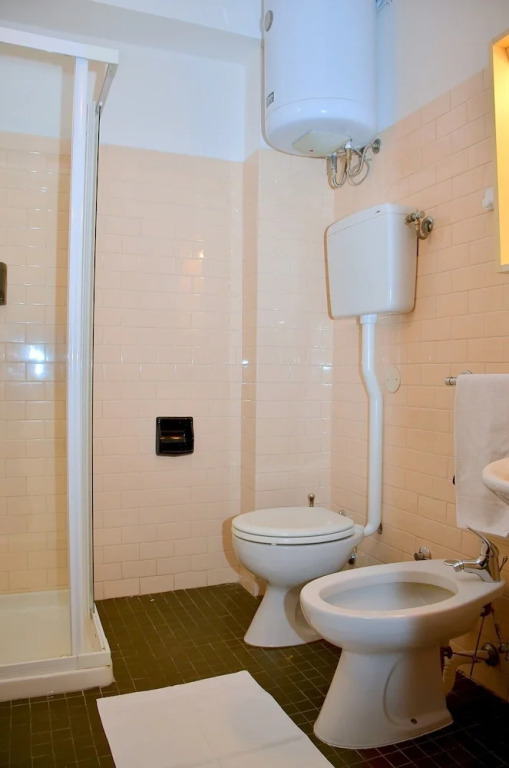 Bright Flat Overlooking the Sea-beahost