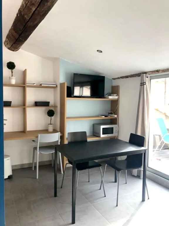 Studio in Aix-En-Provence, with Wonderful City View, Furnished Terrace And Wifi